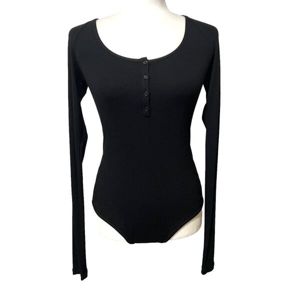 Alix Nyc Bodysuit Size XSmall Black Long-Sleeve Henley Ribbed Material NWOT - Picture 2 of 14